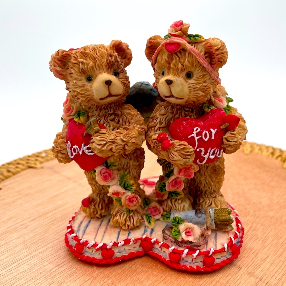 Vintage Artmark Valentine Teddy Bear Resin Figurine